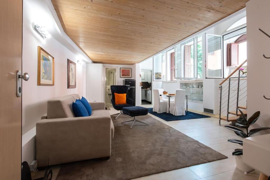 Casa Bartolomeo - Loft In Trastevere Рим Экстерьер фото